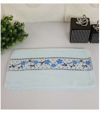 TOALLITA 0.35X0.70 COLOR CELESTE CON DISEÑO