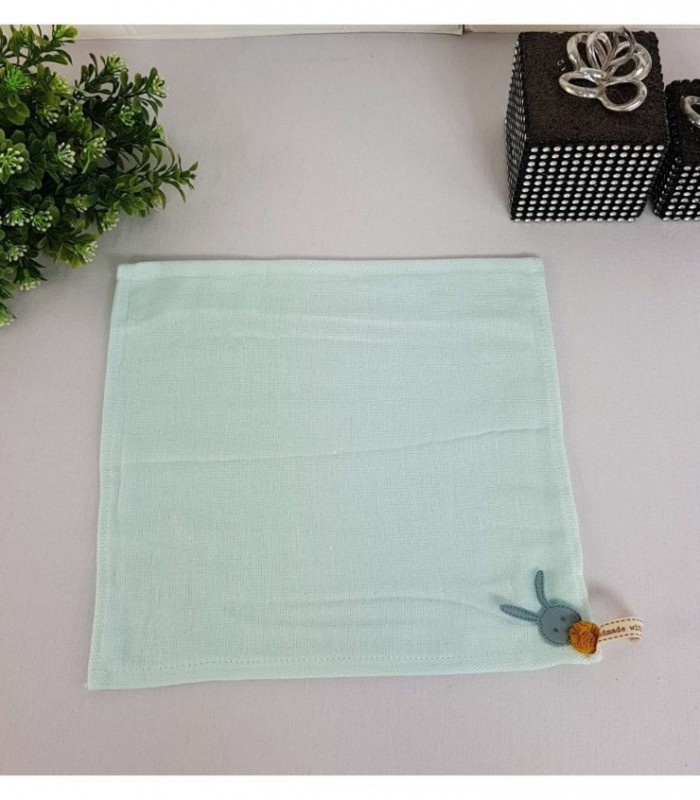 TOALLITA 0.25X0.25 COLOR CELESTE CON DISEÑO
