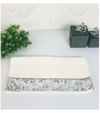 TOALLITA 0.35X0.70 COLOR CREMA CON FLOR CELESTE