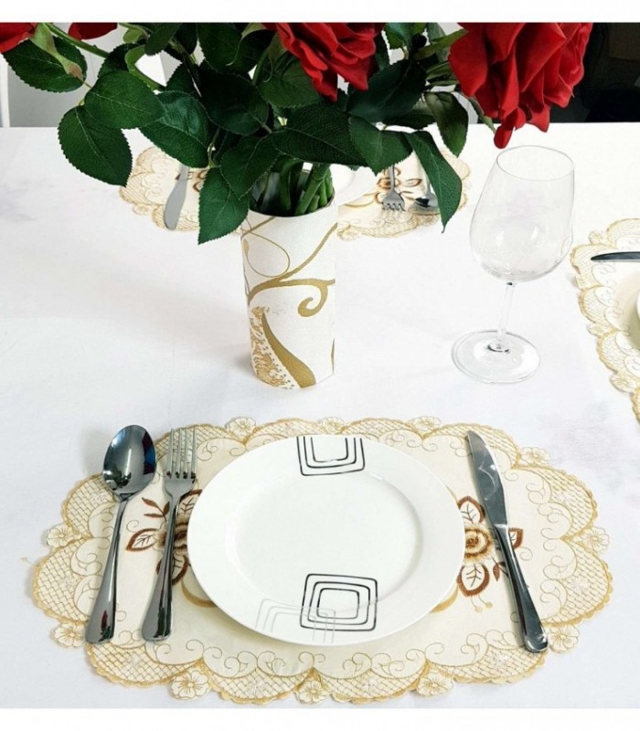 INDIVIDUAL DE MESA 0.35X0.40 BORDADO