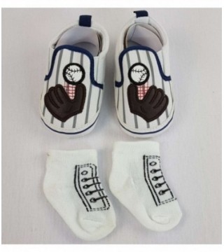 ZAPATITO PARA BEBE CON MEDIA - COLOR BLANCO