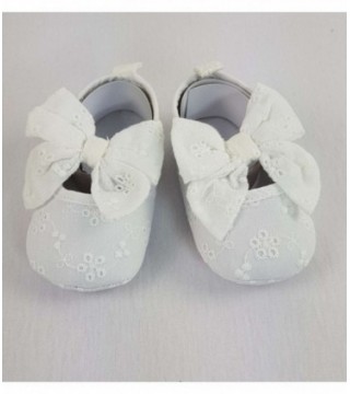 ZAPATITO CON BORDADO PARA BEBE - COLOR BLANCO